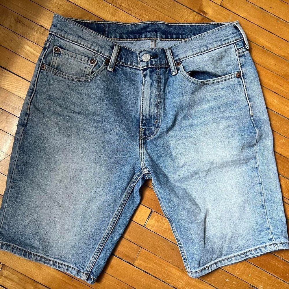 VINTAGE LEVIS 511 JORTS (JEAN SHORTS)